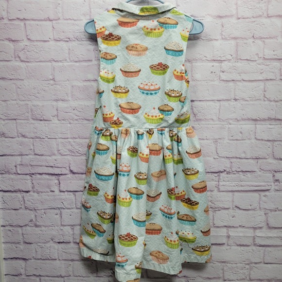 ModCloth Bea & Dot Cupcake Print Fit Flare Dress Sz 10 Pleated Retro Trad Wife - Picture 2 of 9